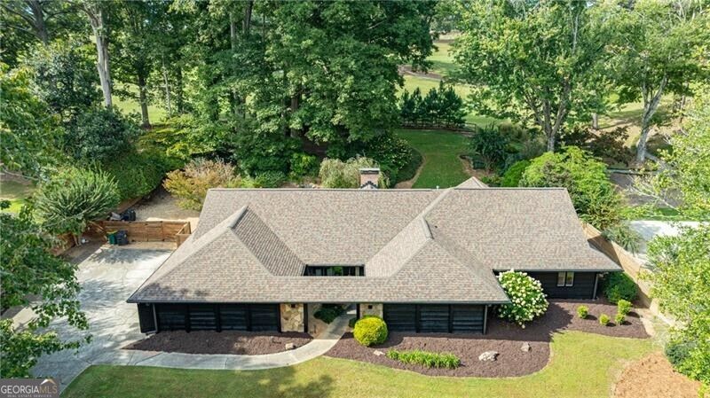 Photo of 1185 Oakhaven Drive, Roswell, GA 30075 (MLS # 10871583)