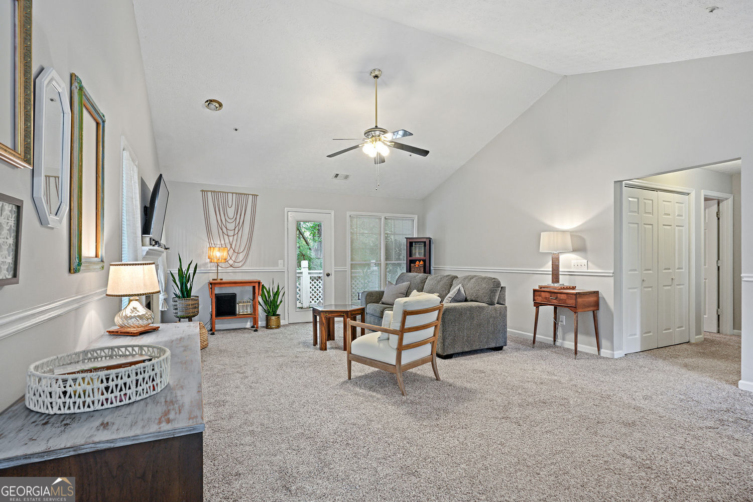 Camden Pond - Residential
