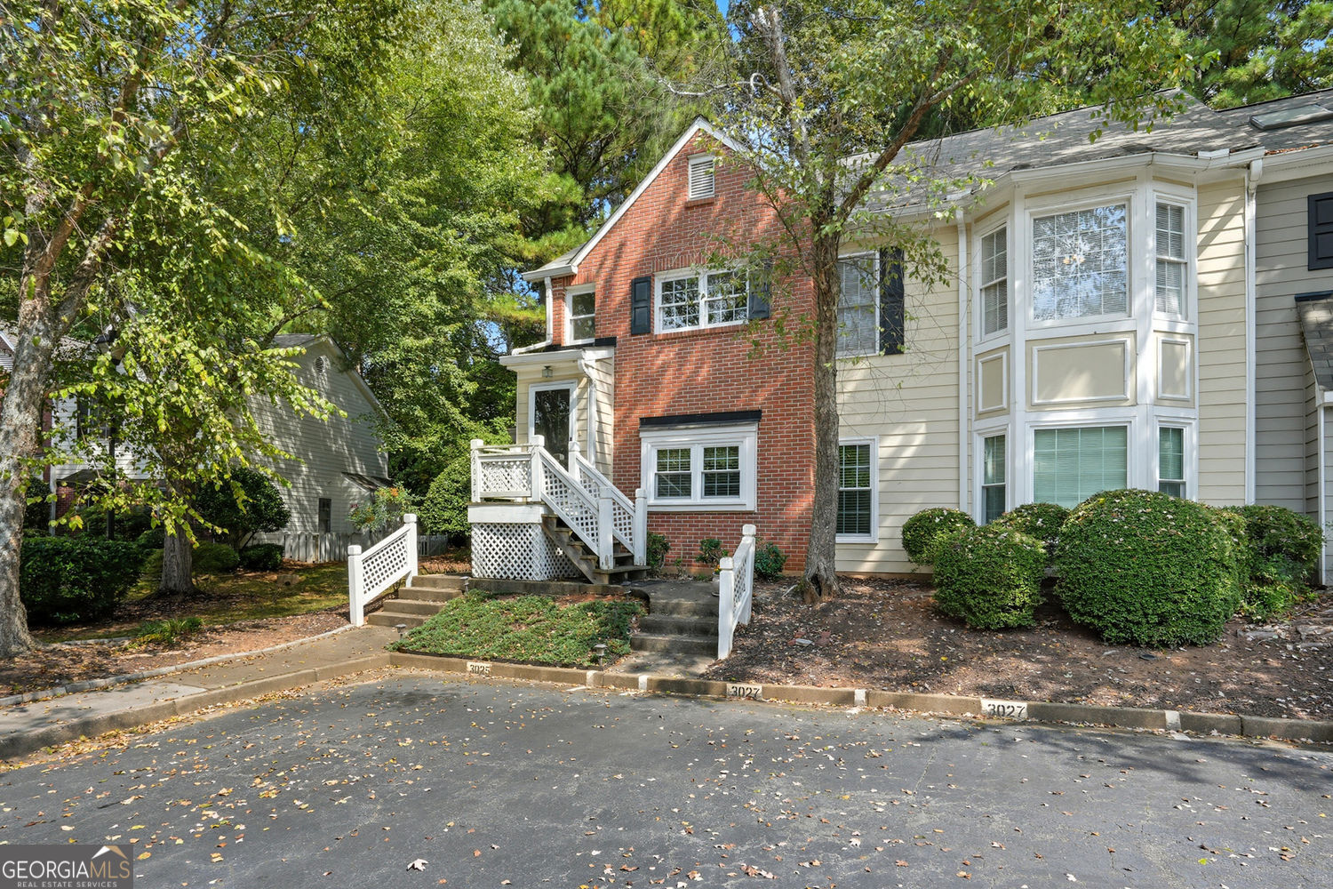 Camden Pond - Residential