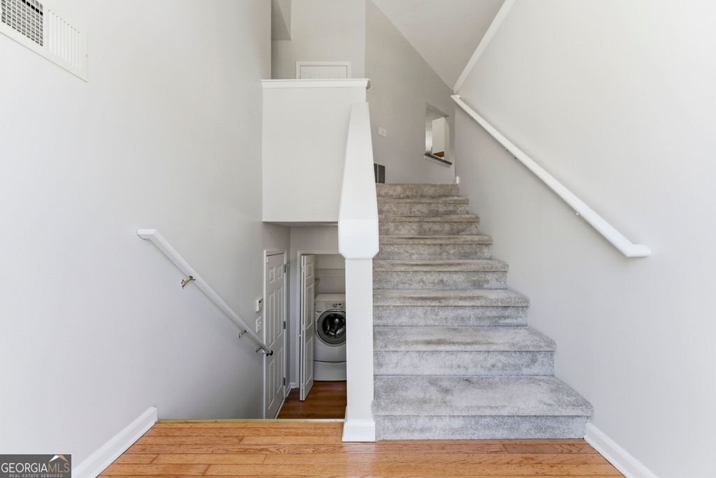 Photo of 2604 Lake Park Bnd, Acworth, GA 30101 (MLS # 10736346)