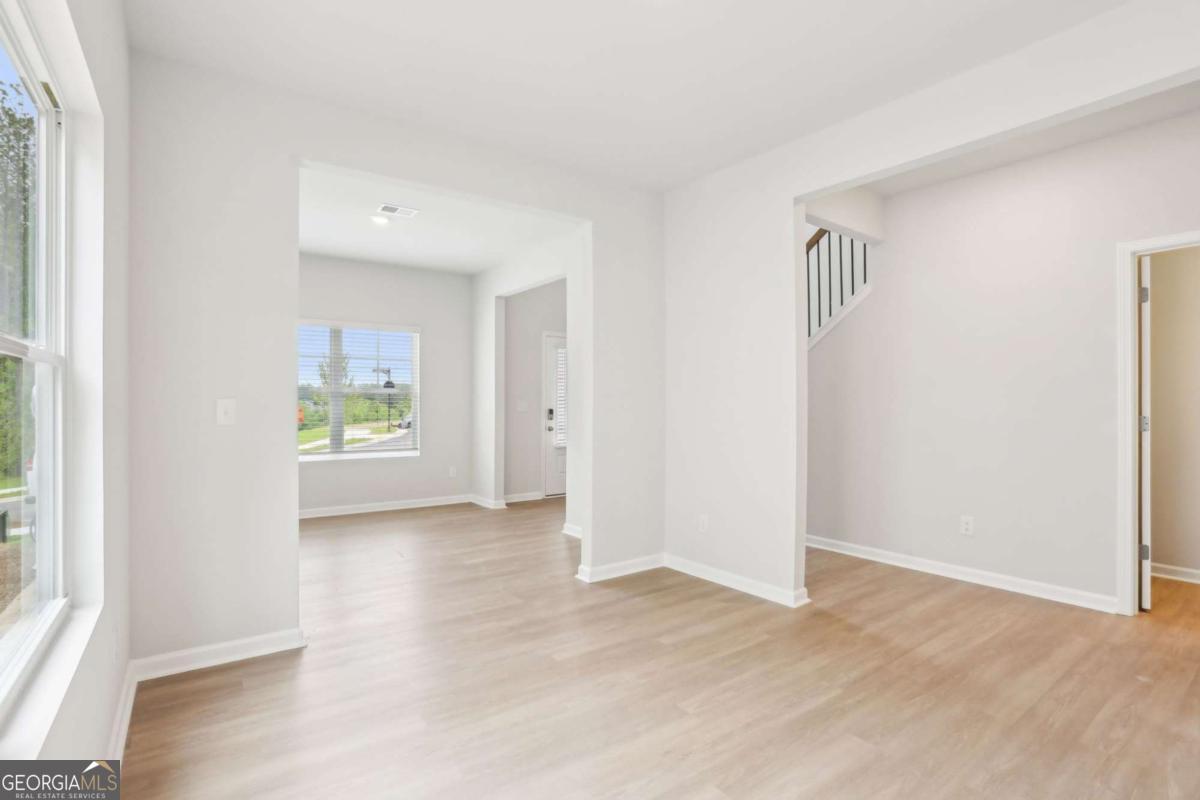 213 Cedar Wood TRCE