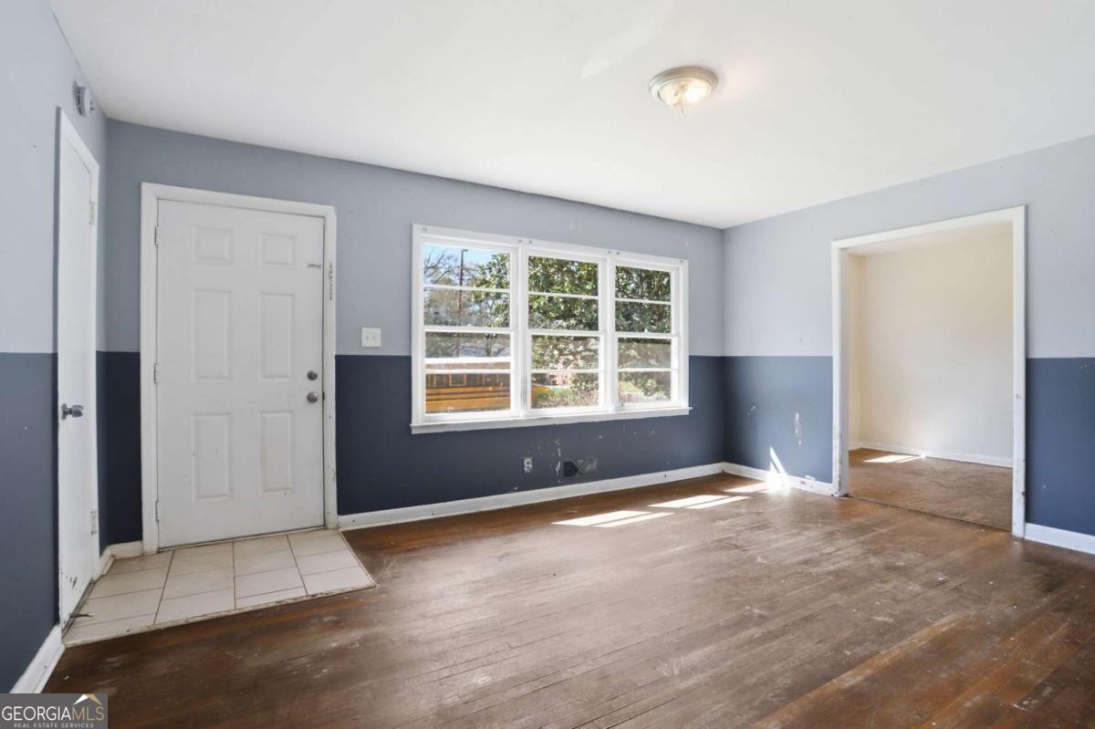 256 Silver Springs CIR SW