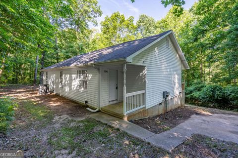 A home in Newnan