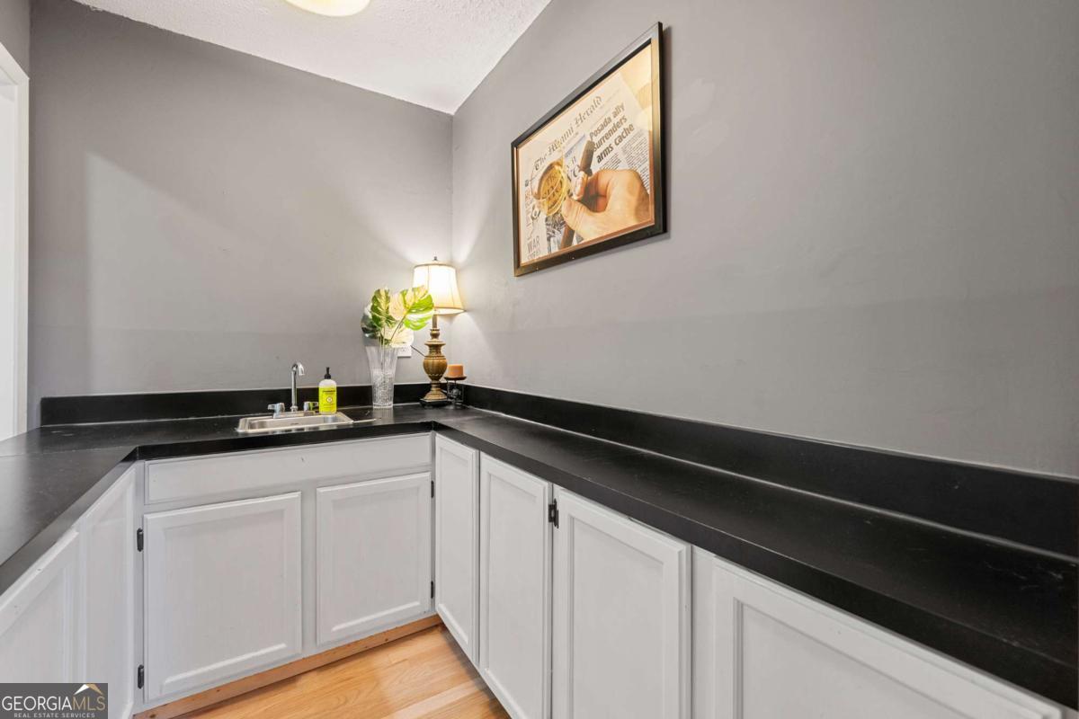 PINECREST 1 - Residential