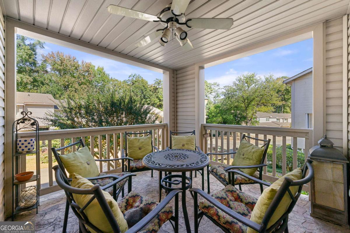 PINECREST 1 - Residential
