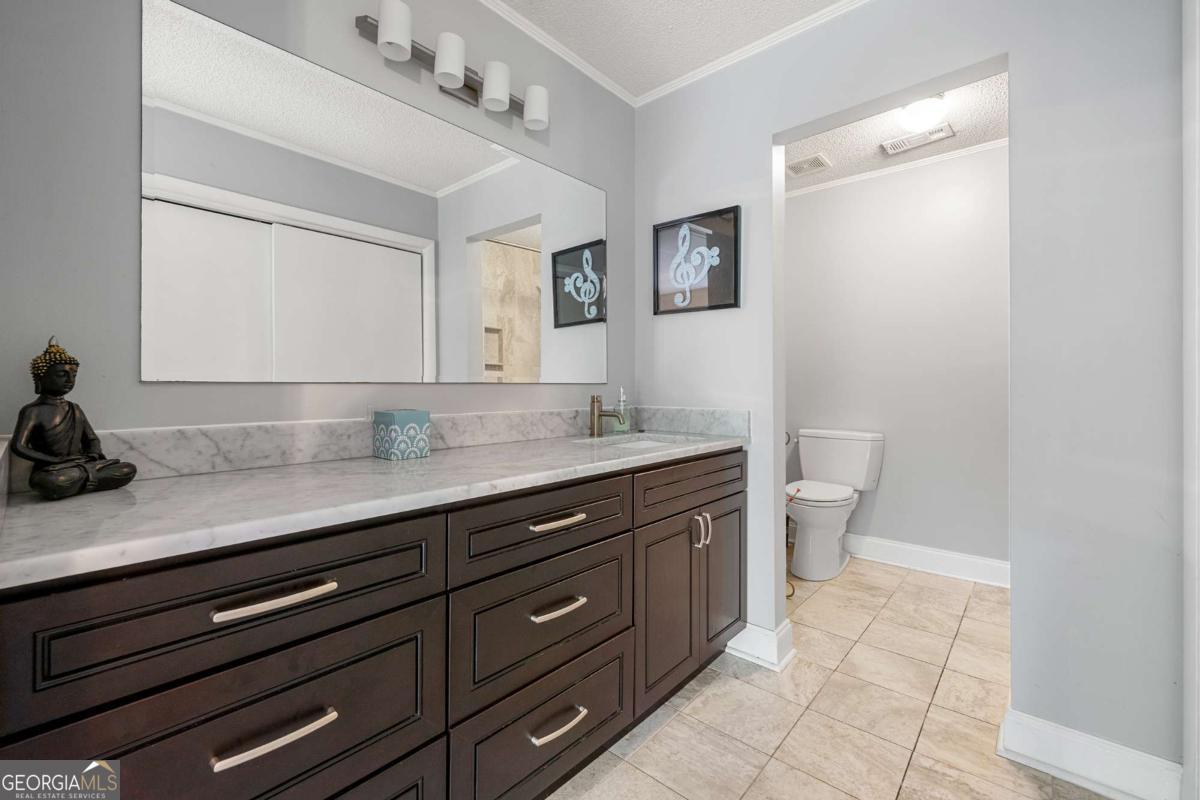 PINECREST 1 - Residential