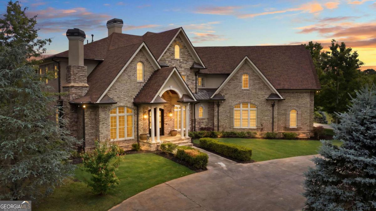 10 Mountain Breeze RD