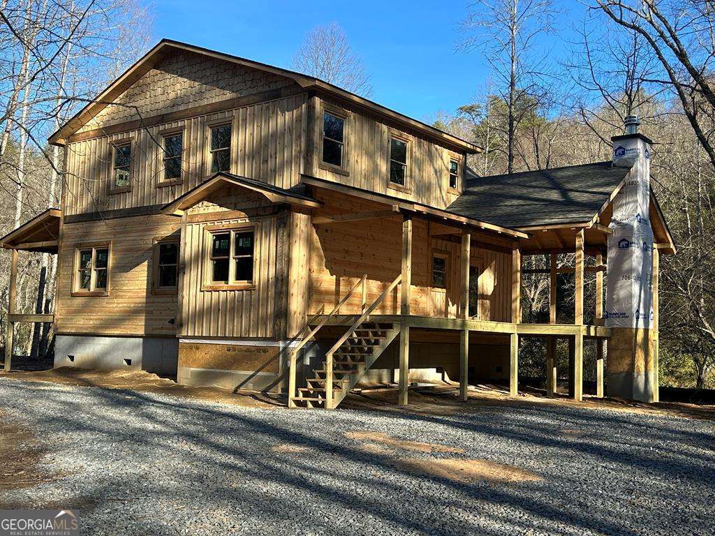 577 Blackberry DR
