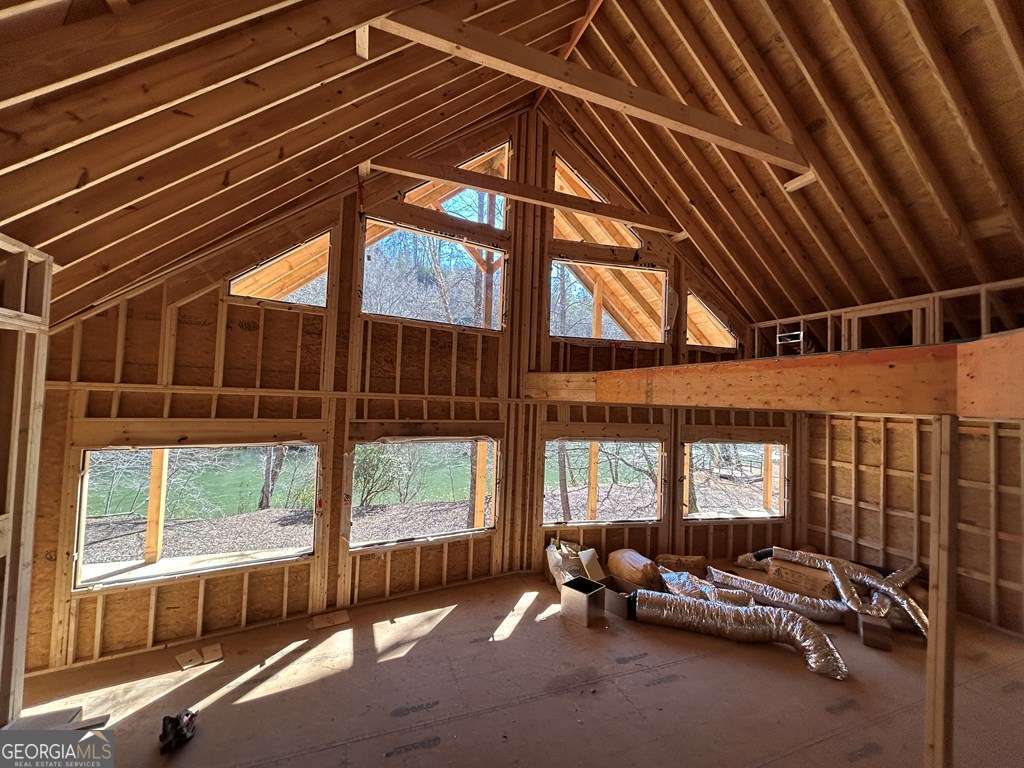 577 Blackberry DR
