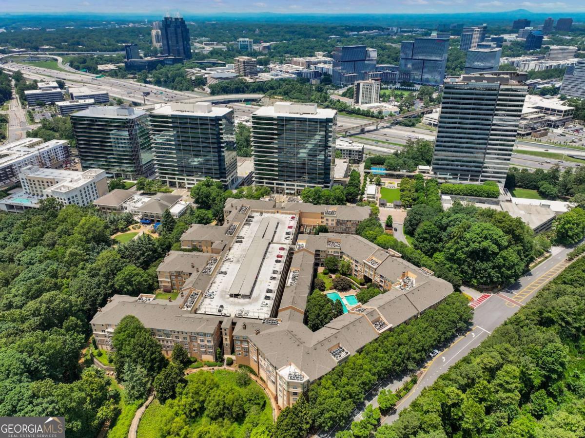 10 Perimeter Summit BLVD NE 3311