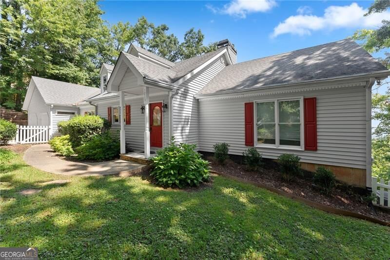Photo of 1015 Eagle Ridge Road, Dawsonville, GA 30534 (MLS # 10841984)