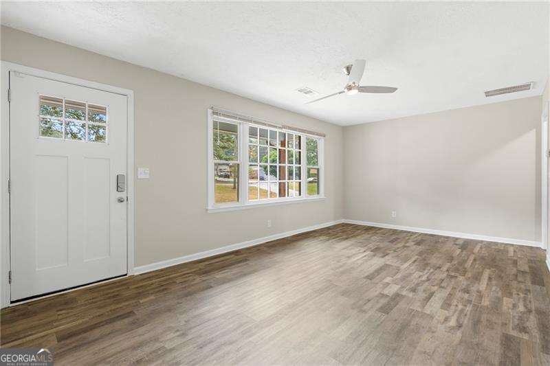 33 Smyrna Powder Springs RD SE