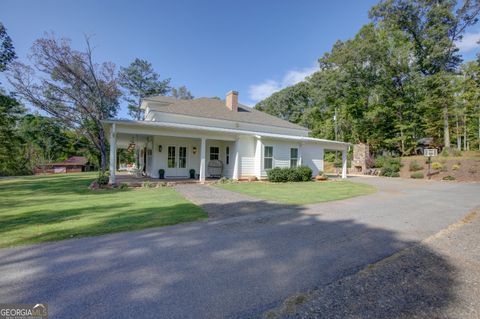 A home in Newnan