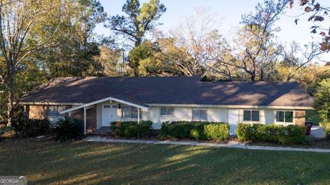 A home in Baxley