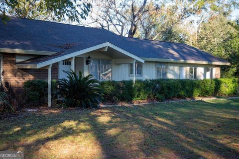 A home in Baxley