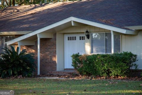 A home in Baxley