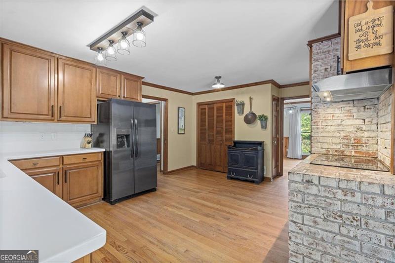 205 Hart CIR