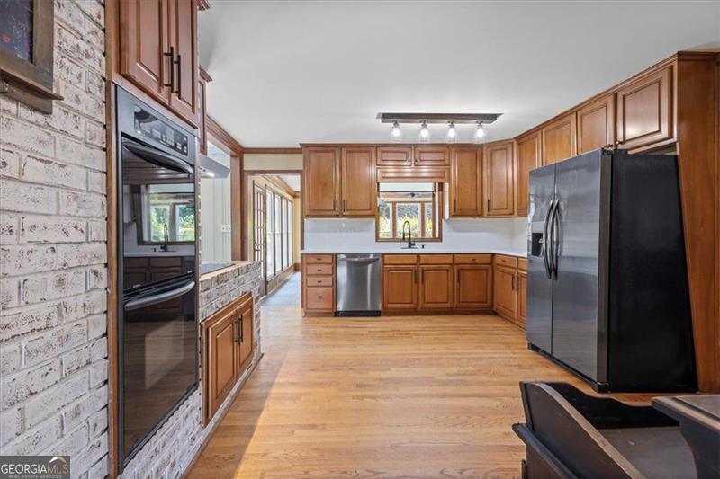 205 Hart CIR