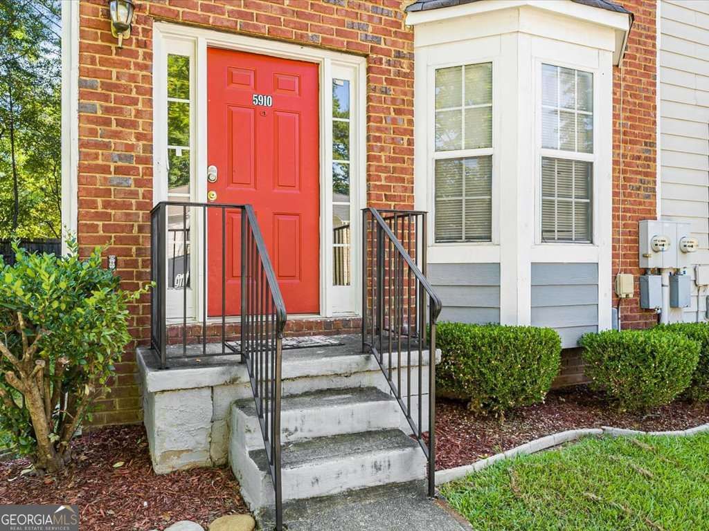 Photo of 5910 Hampton Court, Atlanta, GA 30349 (MLS # 10682382)