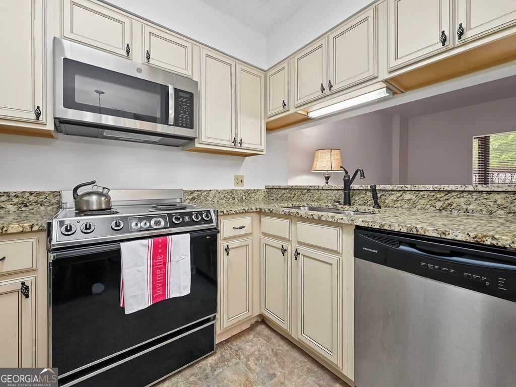 Photo of 1800 Clairmont Lk LK #A116, Decatur, GA 30033 (MLS # 10867784)
