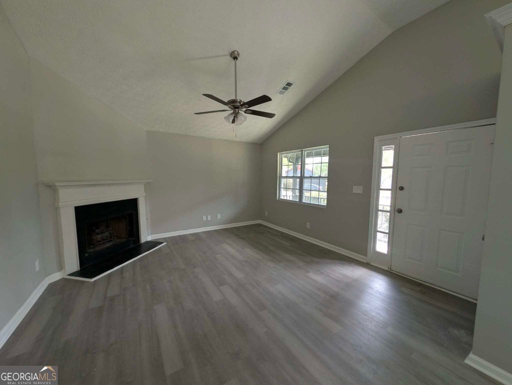 Photo of 106 Pier Point, Griffin, GA 30223 (MLS # 10732278)