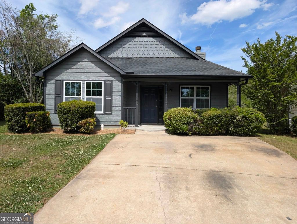 Photo of 106 Pier Point, Griffin, GA 30223 (MLS # 10732278)
