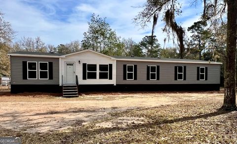 223 Pelican RD Woodbine GA 31569