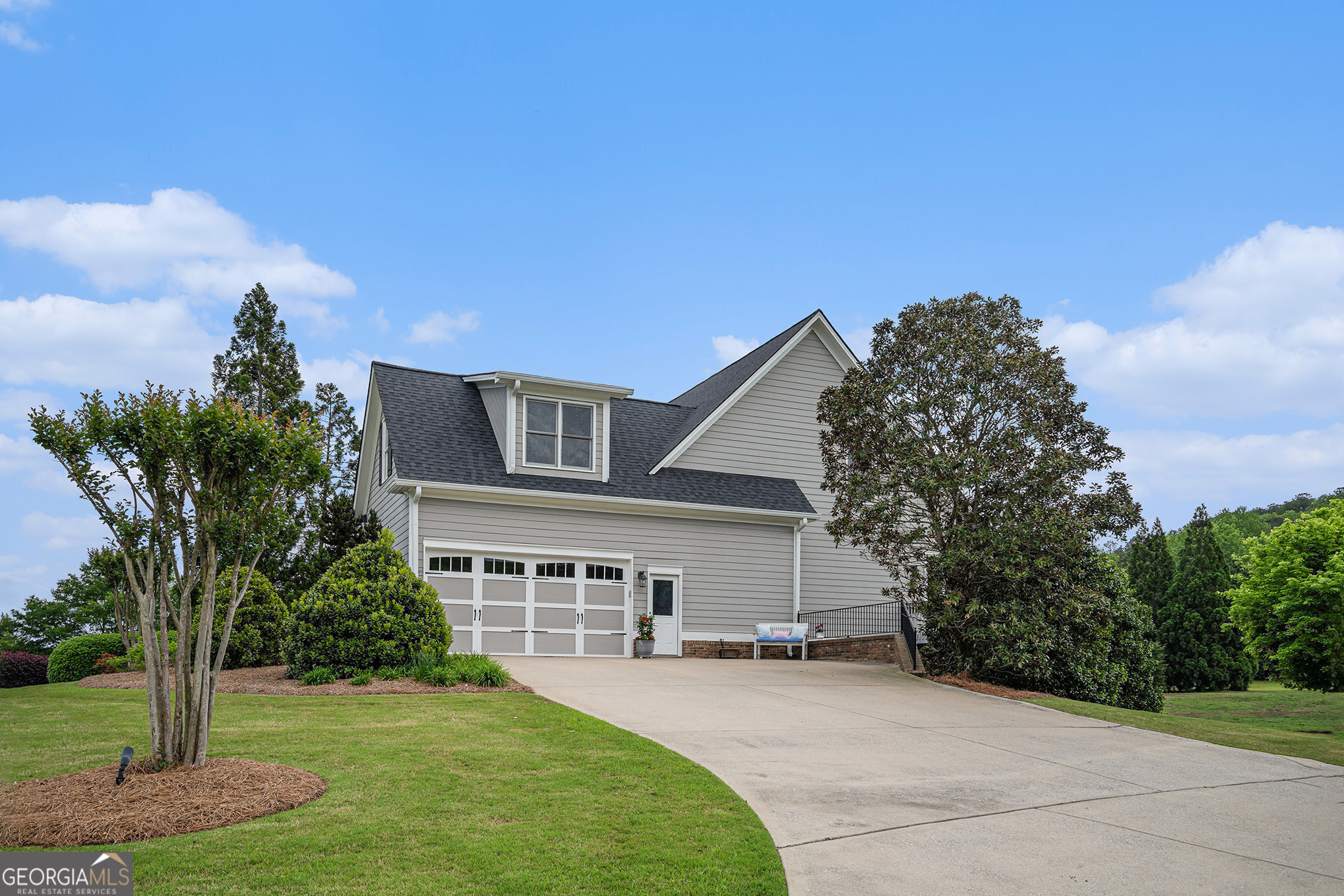 639 Puckett RD SE