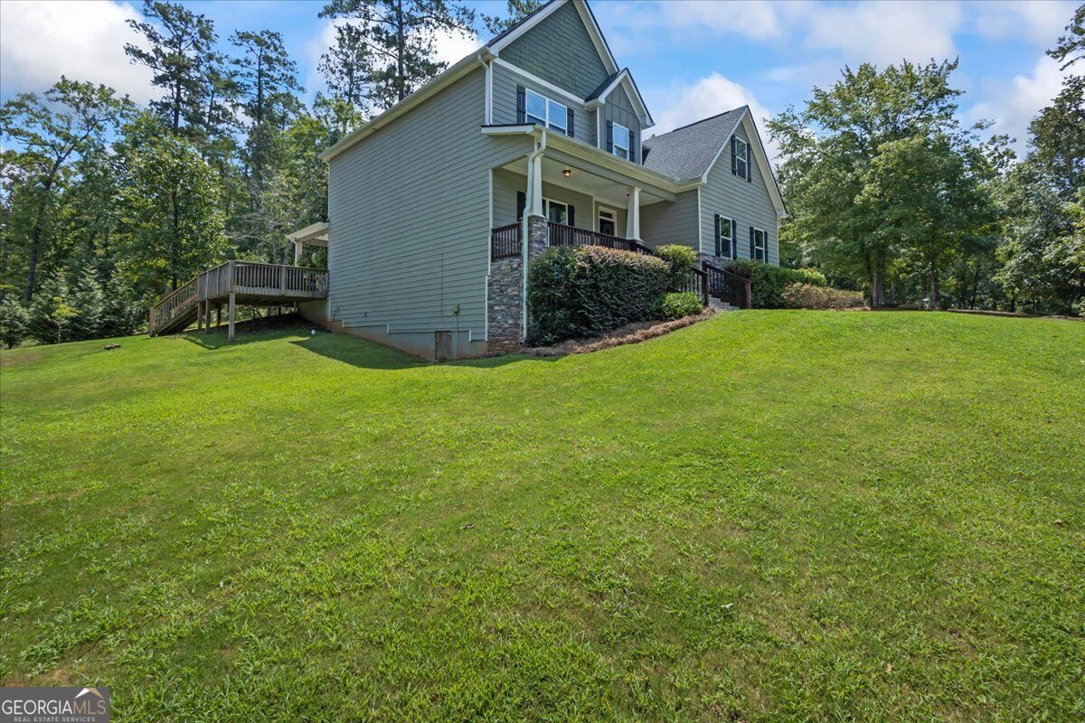 102 River Point RD