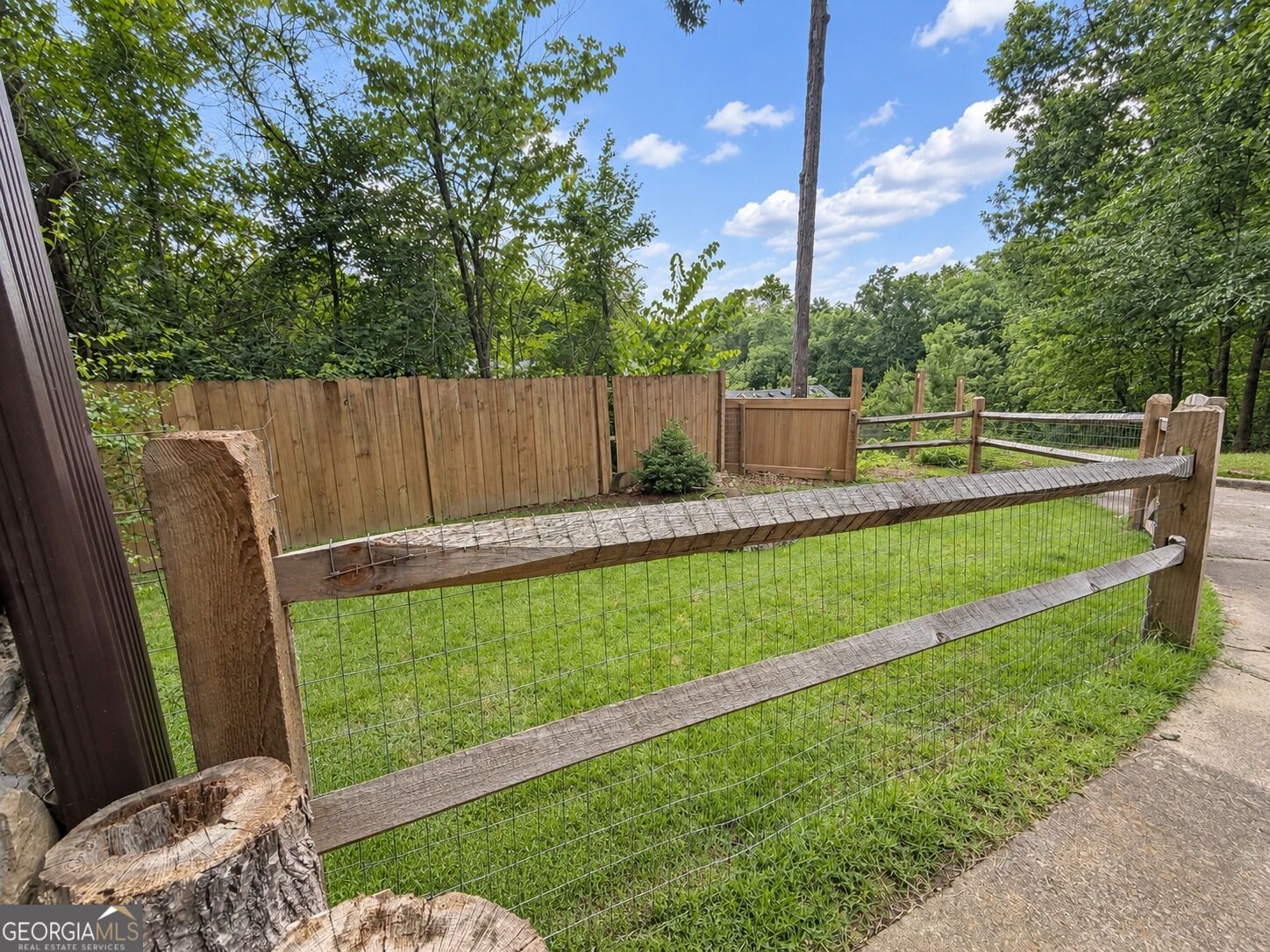 3893 Nowlin RD NW