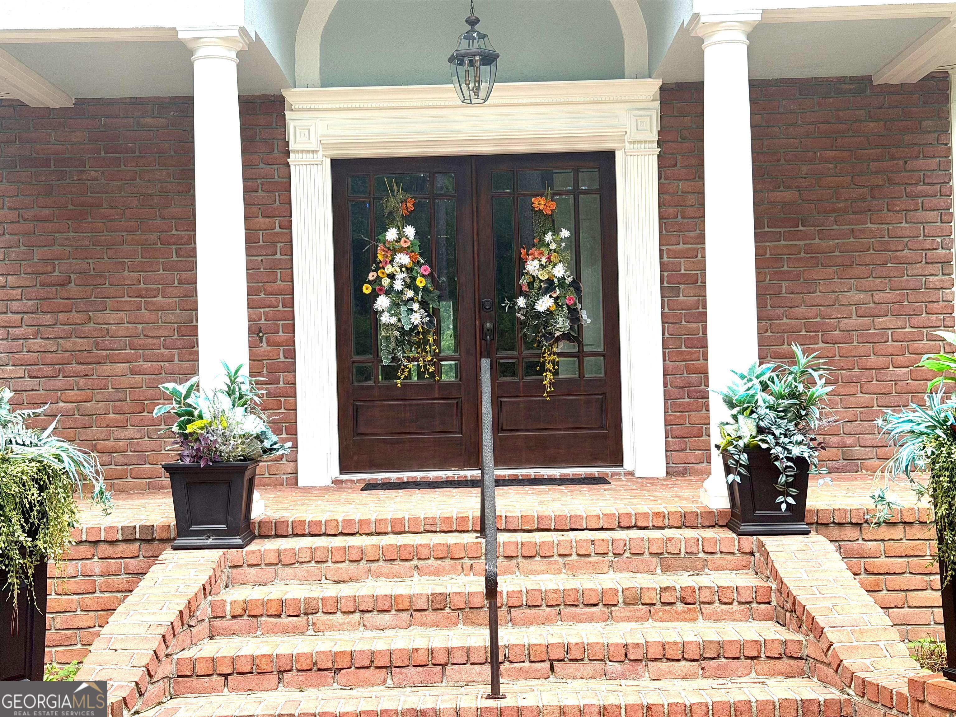 265 N Main ST