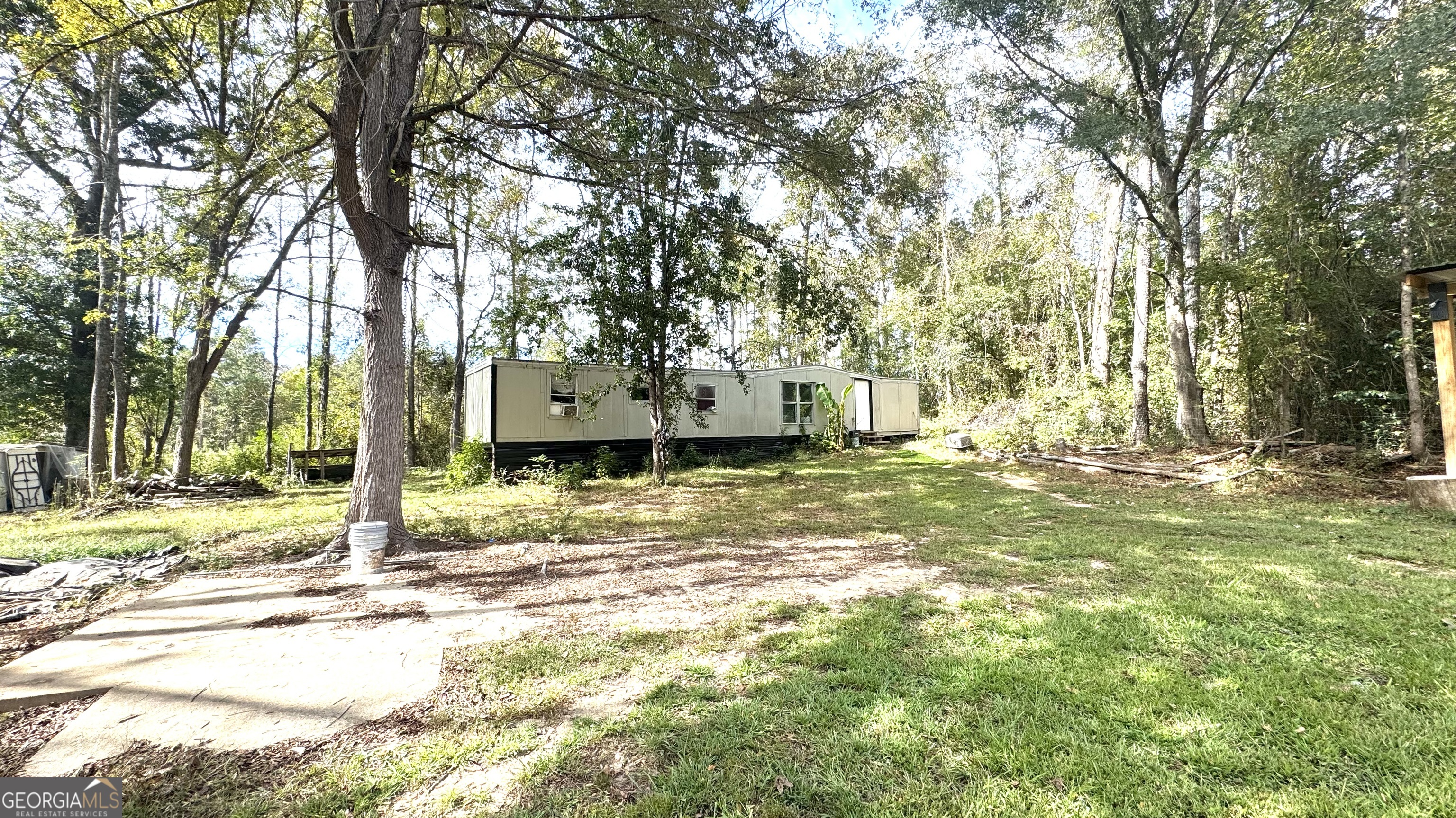 1283 Lexington Carlton RD