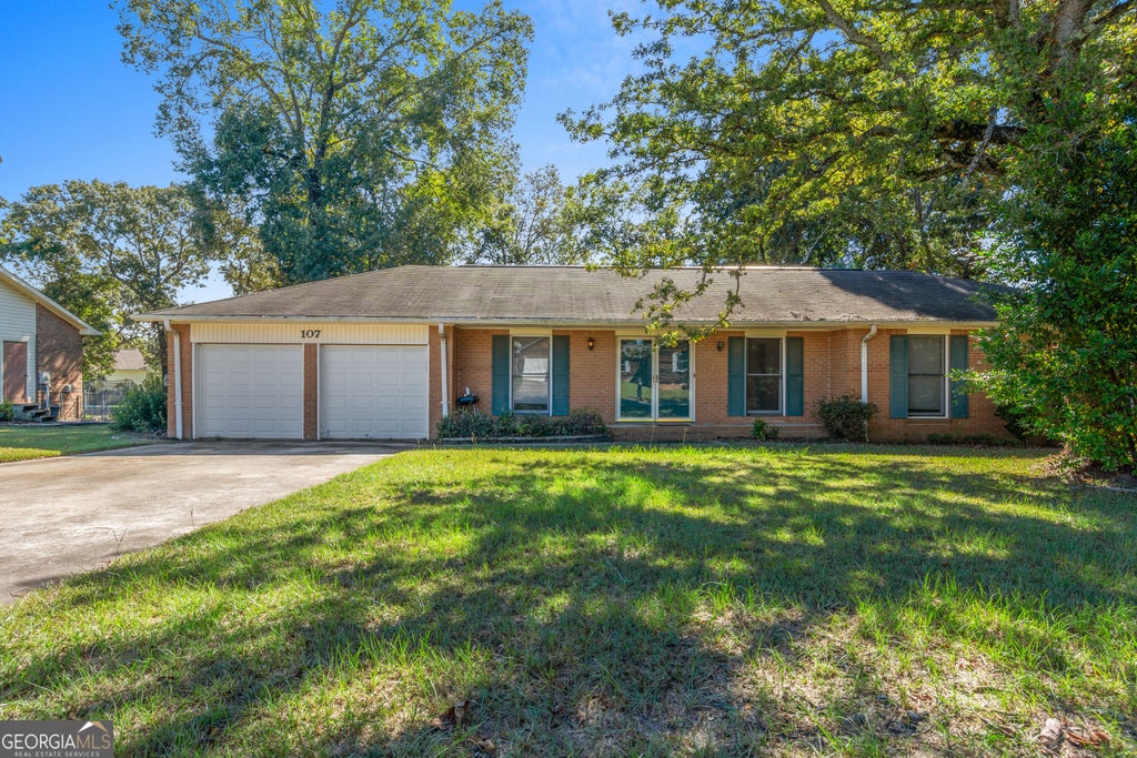 Photo of 107 Springwood Drive, Warner Robins, GA 31088 (MLS # 10868473)