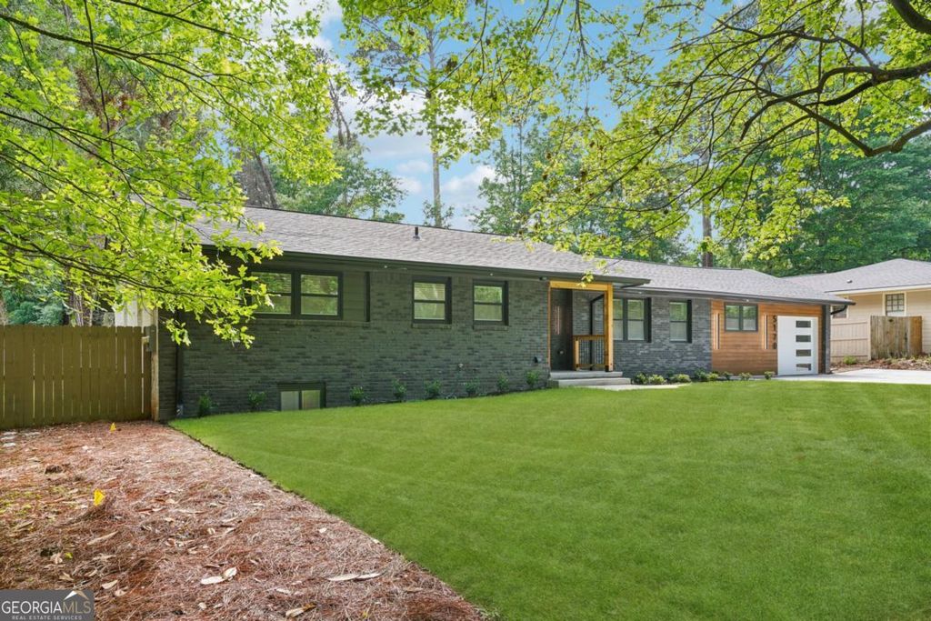 Photo of 5170 Chamblee Dunwoody Road, Atlanta, GA 30338 (MLS # 10761188)