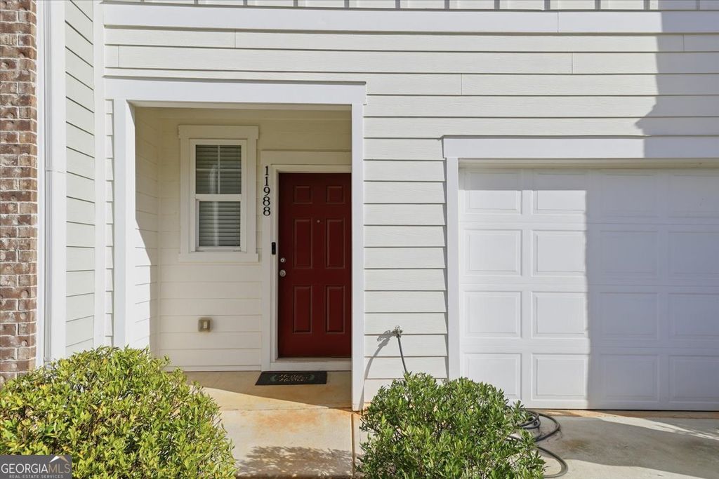 Photo of 11988 Fuller Street, Hampton, GA 30228 (MLS # 10671744)