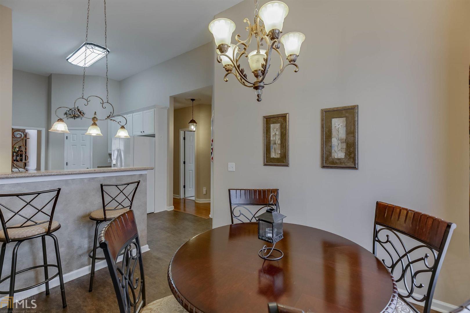 Saddle Tree - Residential