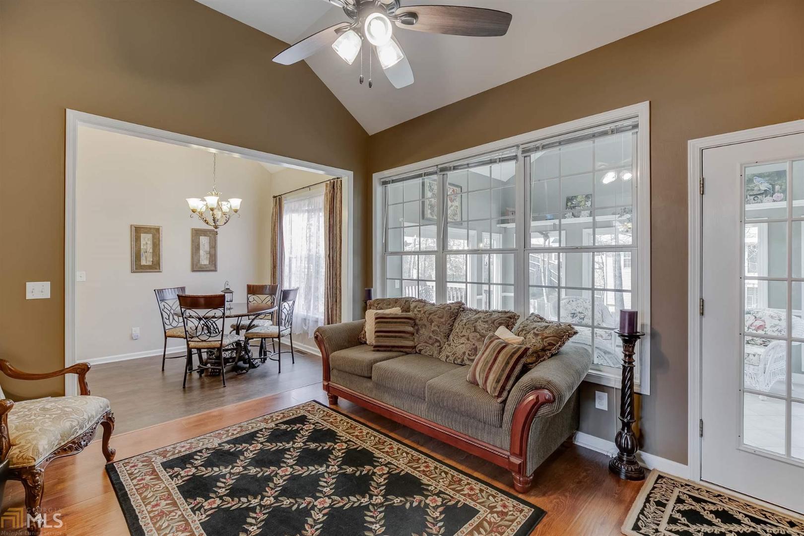 Saddle Tree - Residential