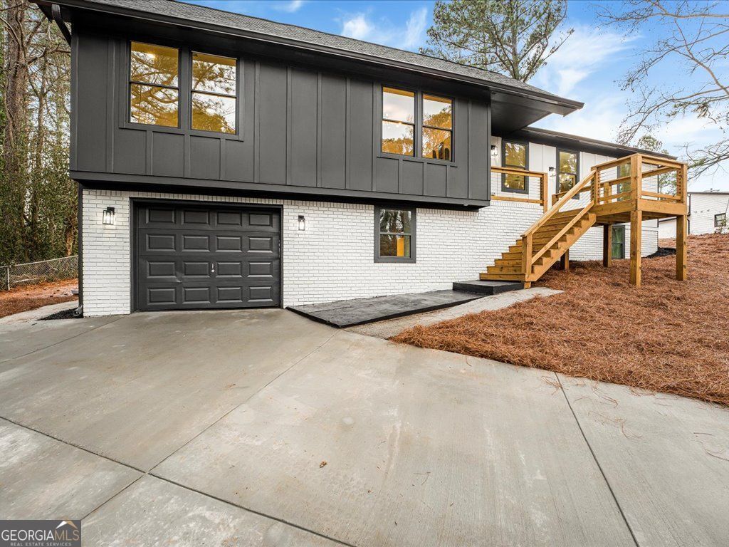 Photo of 621 The General Avenue, Woodstock, GA 30189 (MLS # 10690419)