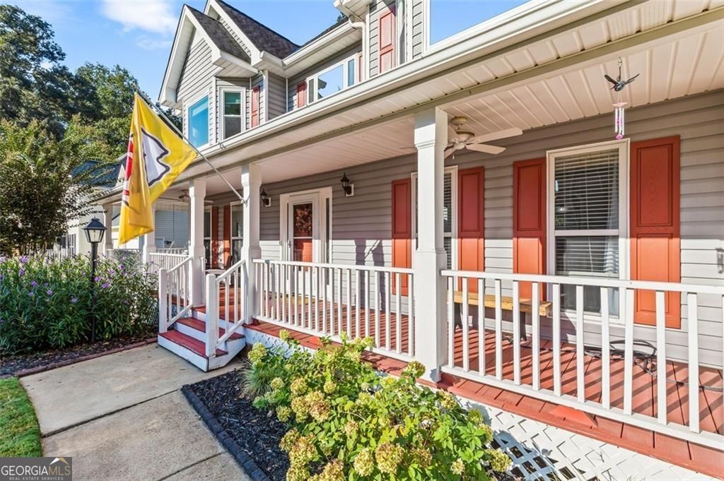 552 Magnolia DR