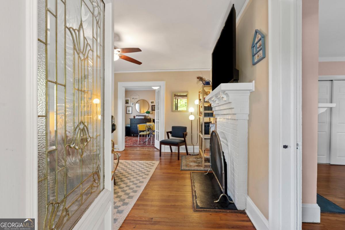 2179 Main ST NW