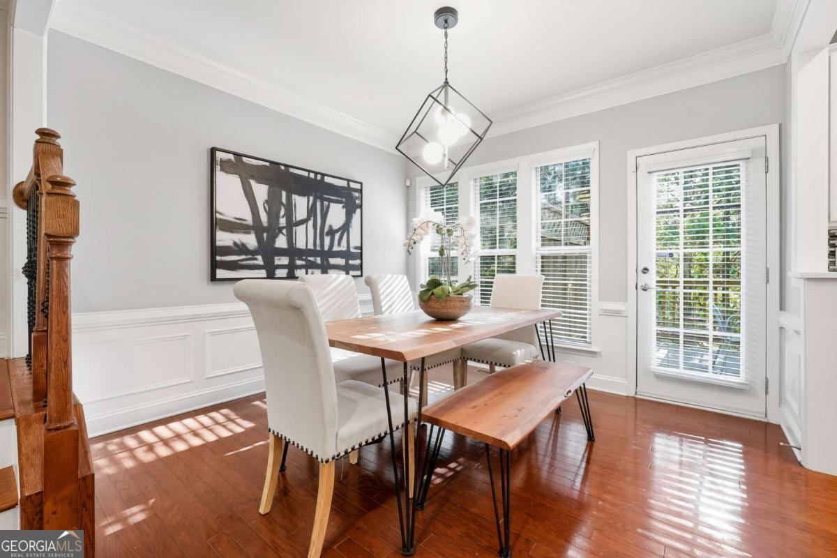 3655 E Paces WALK NE