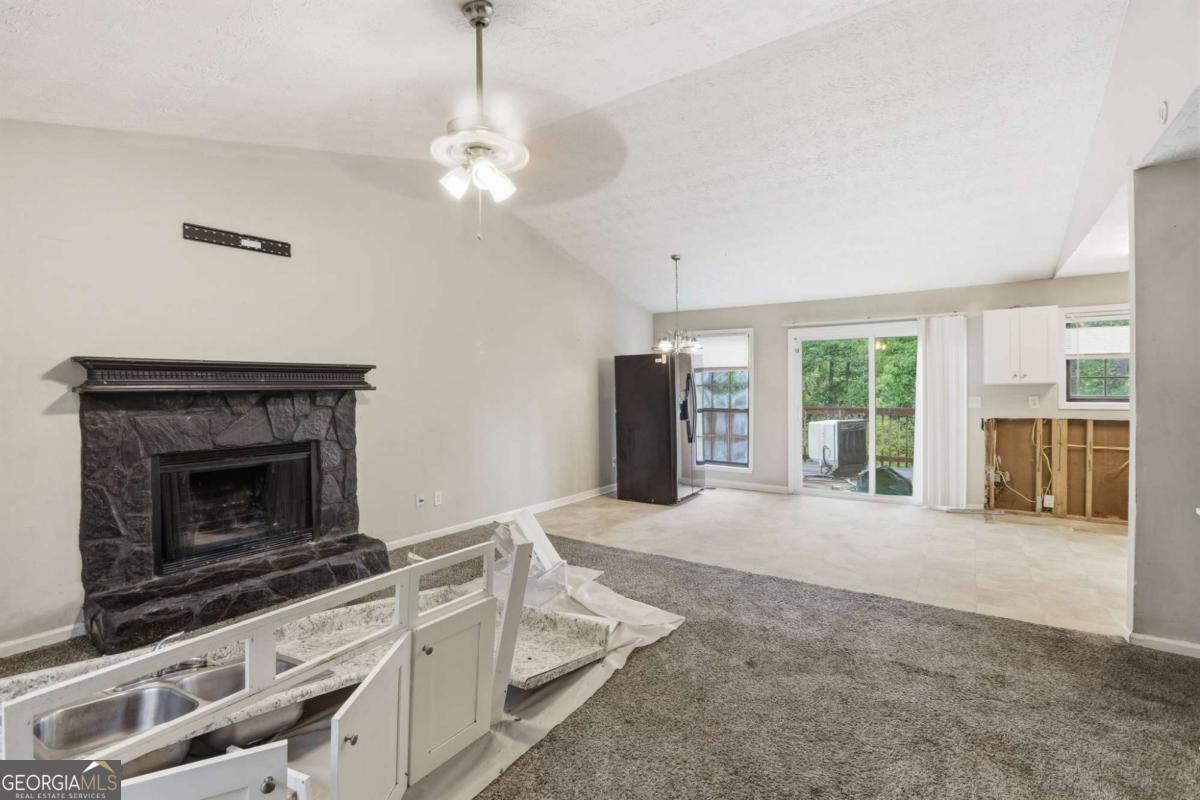 1648 Olde Oak DR