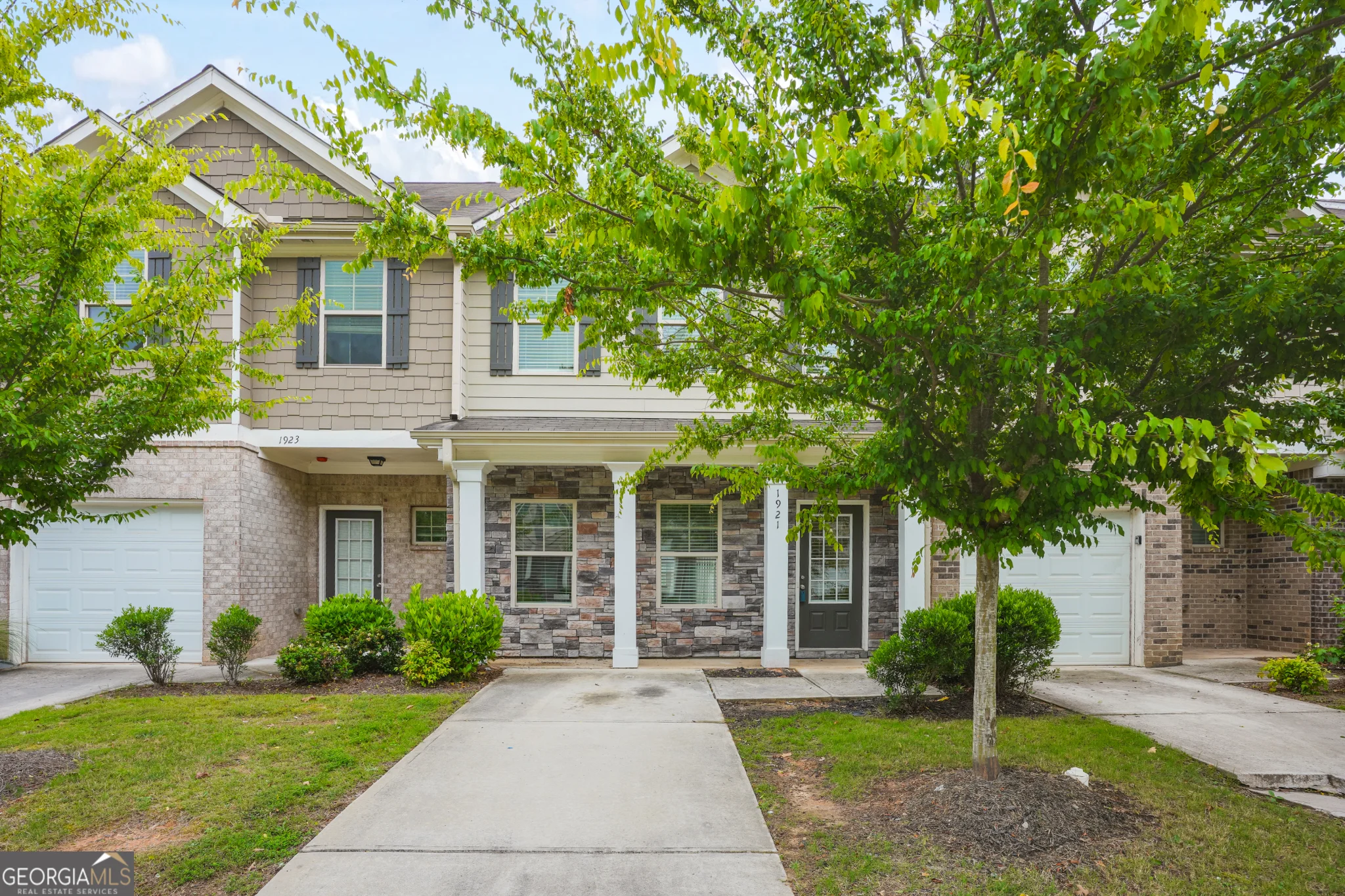 1921 Old Dogwood Drive