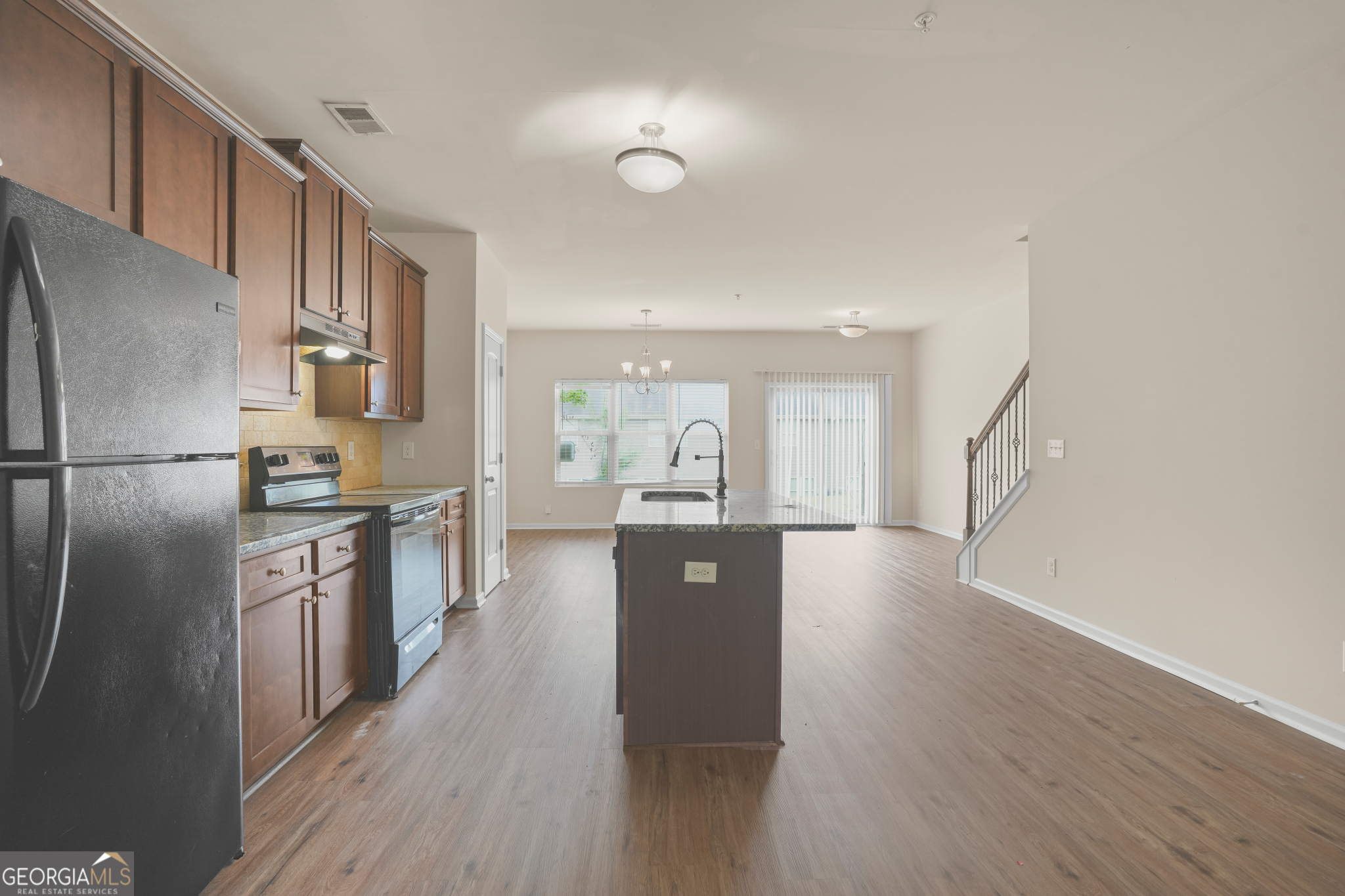 1921 Old Dogwood DR