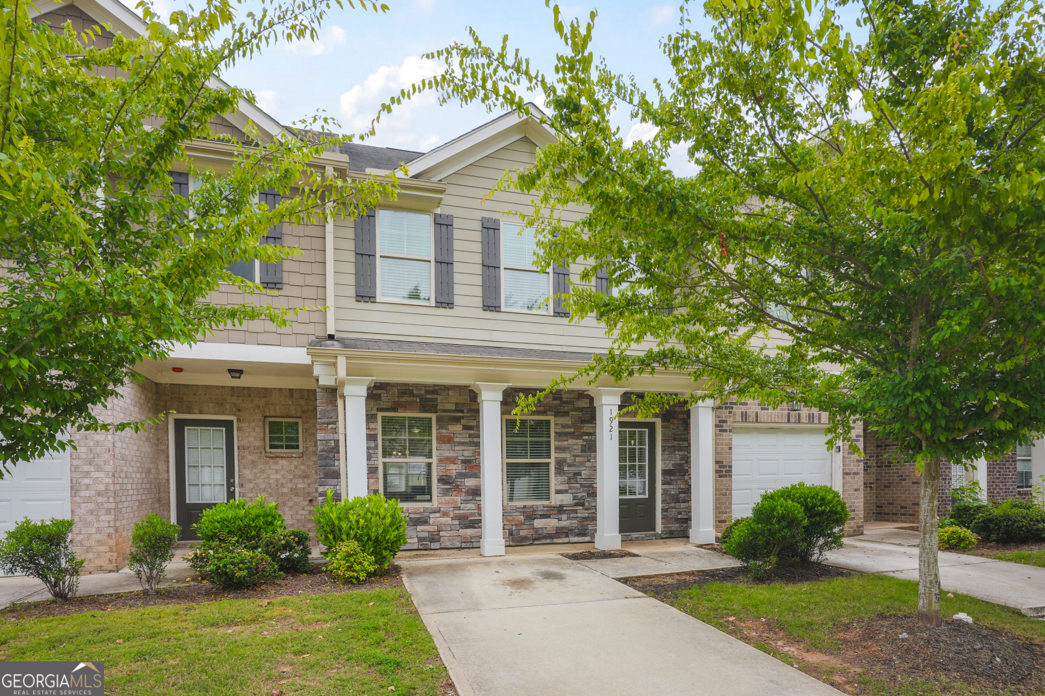 1921 Old Dogwood DR
