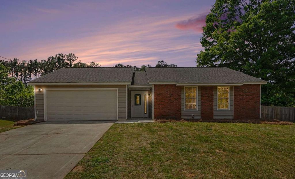 Photo of 2620 Rolling Hills Way SE, Conyers, GA 30094 (MLS # 10741516)