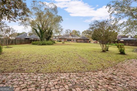 A home in Kathleen