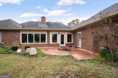 A home in Kathleen