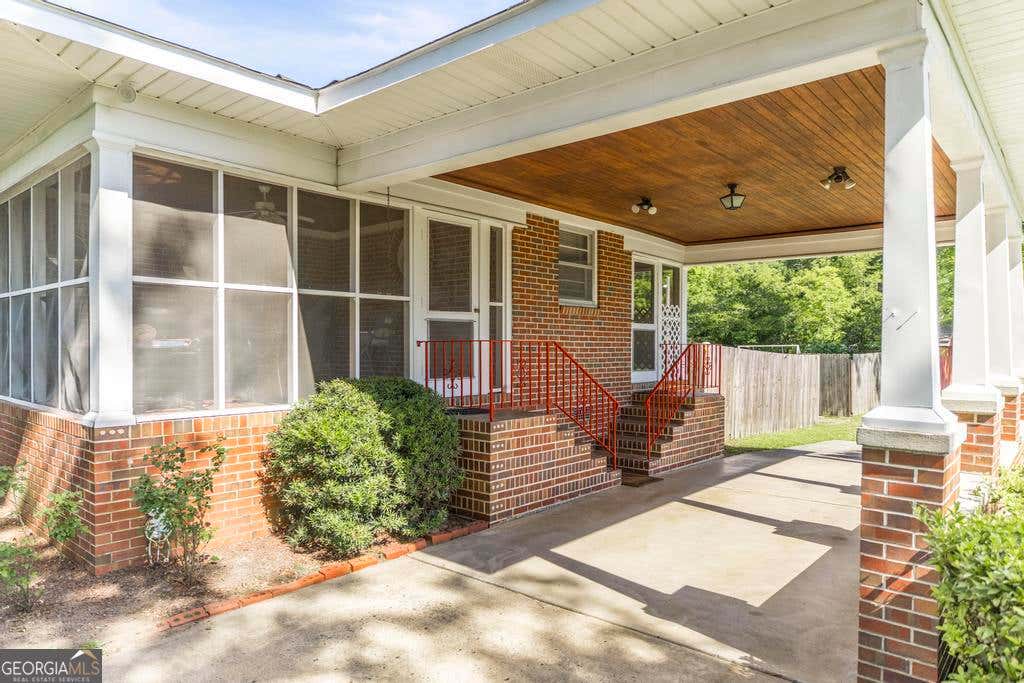 Photo of 304 Broad Street # 719, Hawkinsville, GA 31036 (MLS # 10780762)