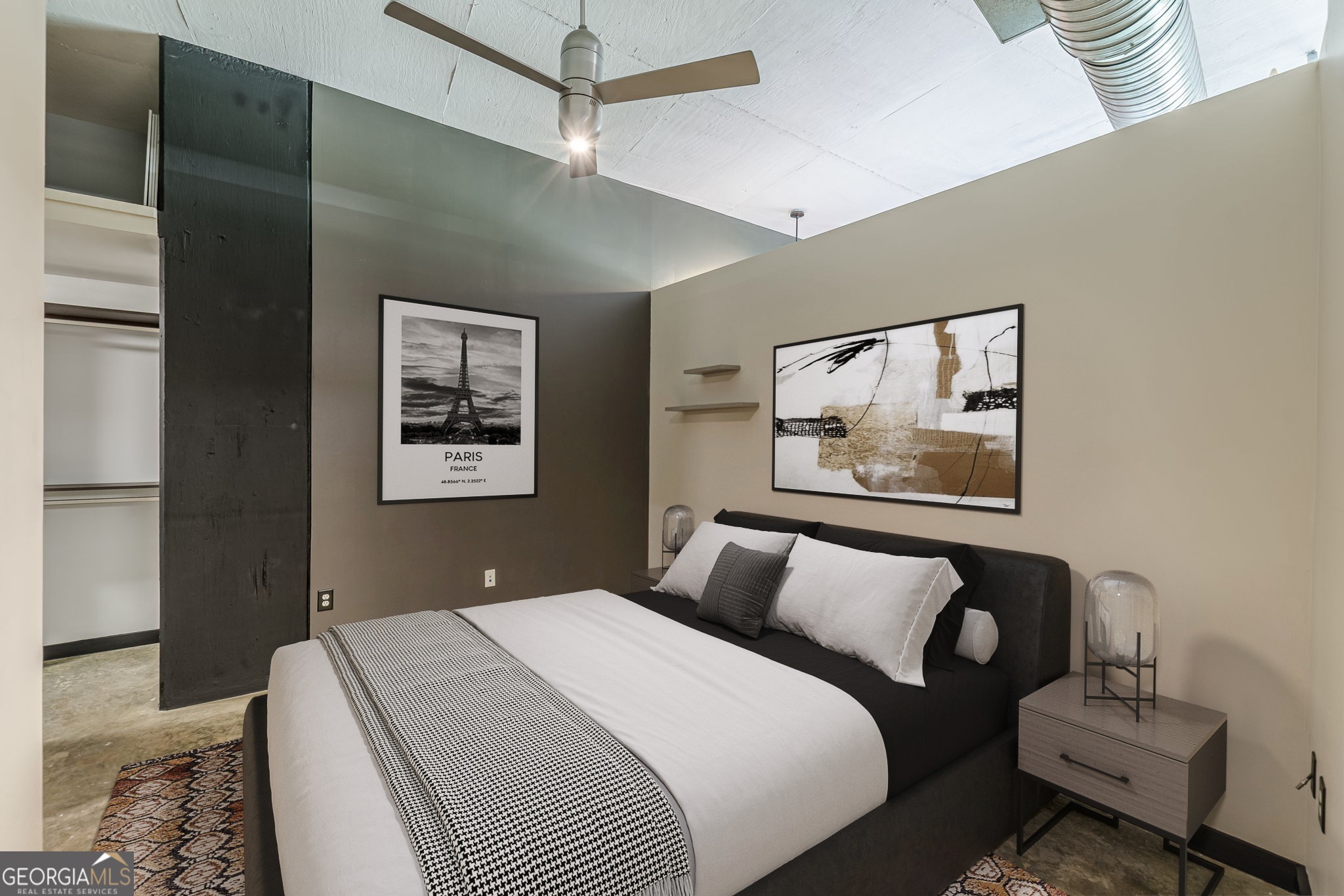 640 Glen Iris DR NE 409